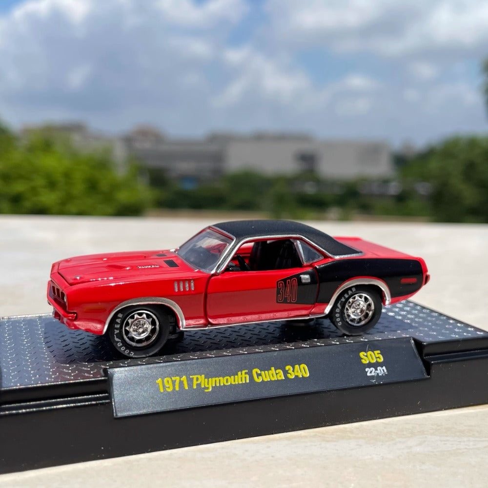 1/64 Scale 1971 Plymouth Cuda 340 Diecast Model Car