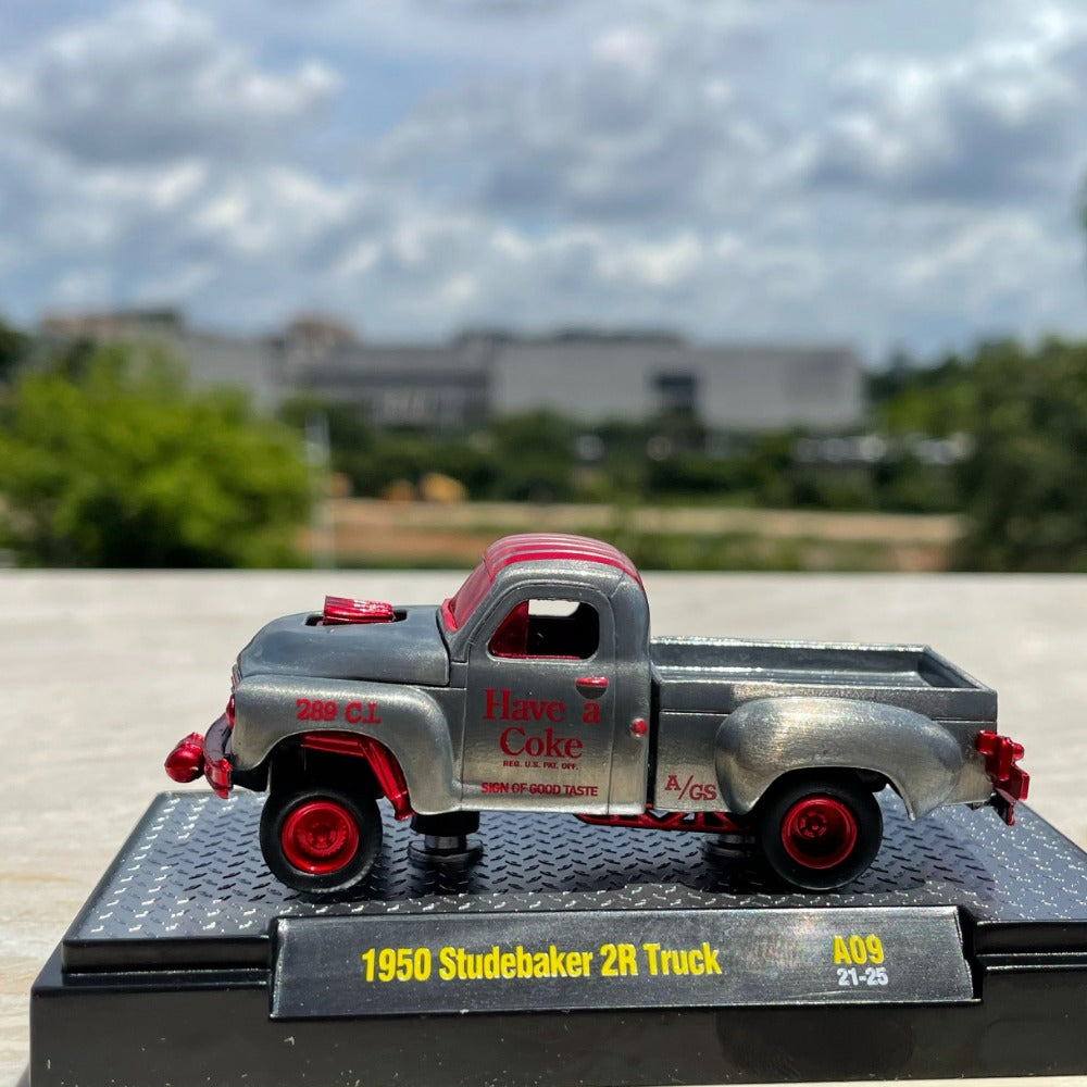 1/64 Scale 1950 Studebaker 2R Truck Diecast Model Car