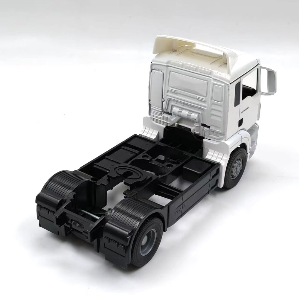 1/32 Scale MAN TGS Truck Diecast Model