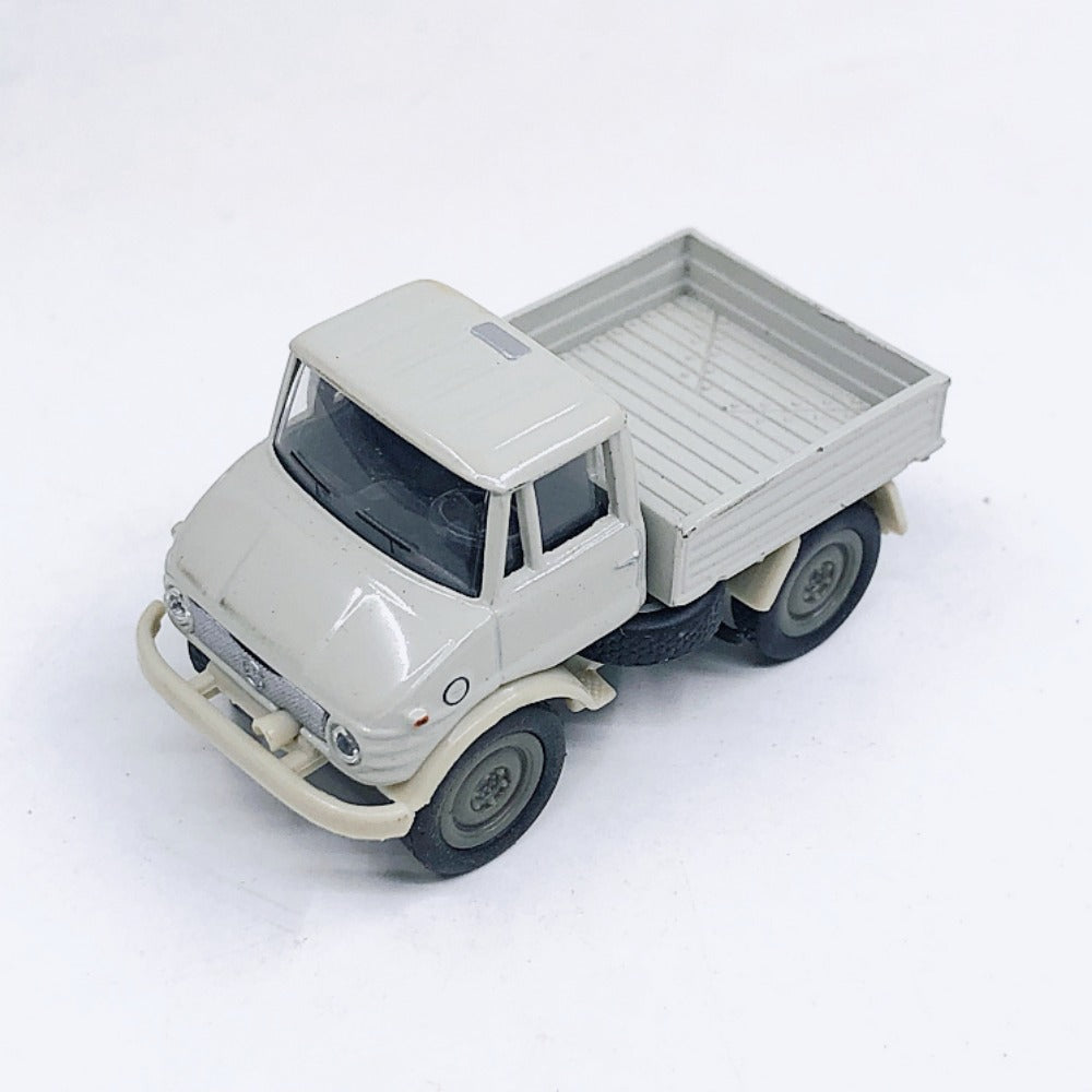 1/87 Scale Mercedes-Benz Pickup Truck Diecast Model Car