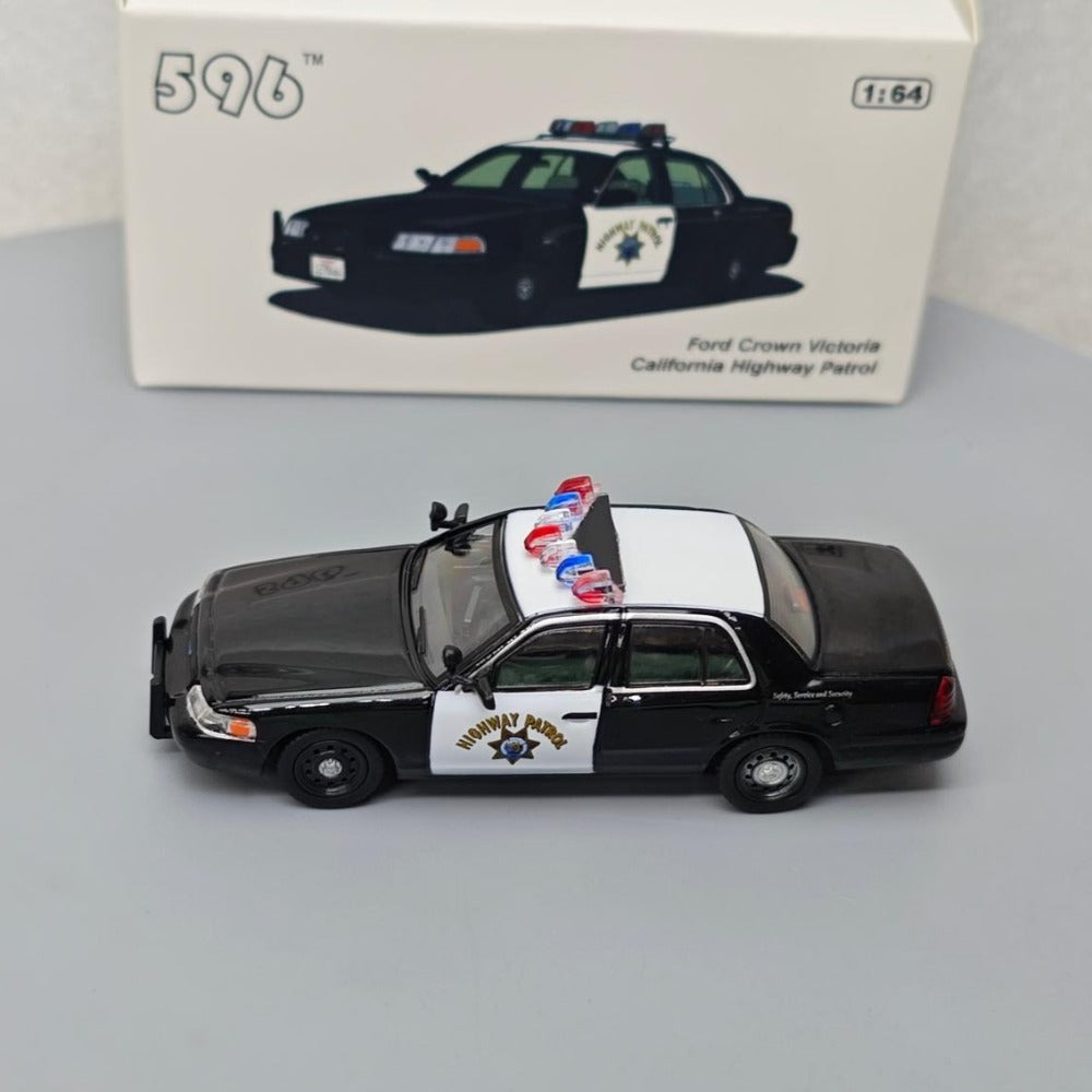 1/64 Scale Ford Crown Victoria California Highway Patrol Diecast Model Car