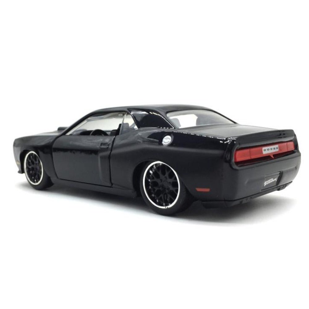 1/32 Scale 2012 Dodge Challenger SRT8 Diecast Model Car