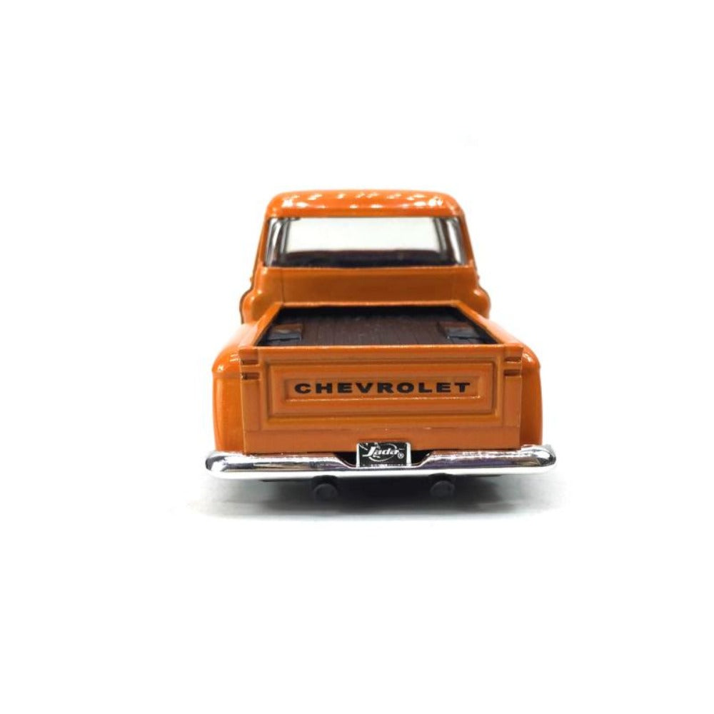1/32 Scale Chevrolet Stepside Pickup Truck Diecast Model Car
