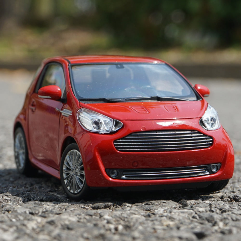 1/24 Scale Aston Martin Cygnet Diecast Model Car