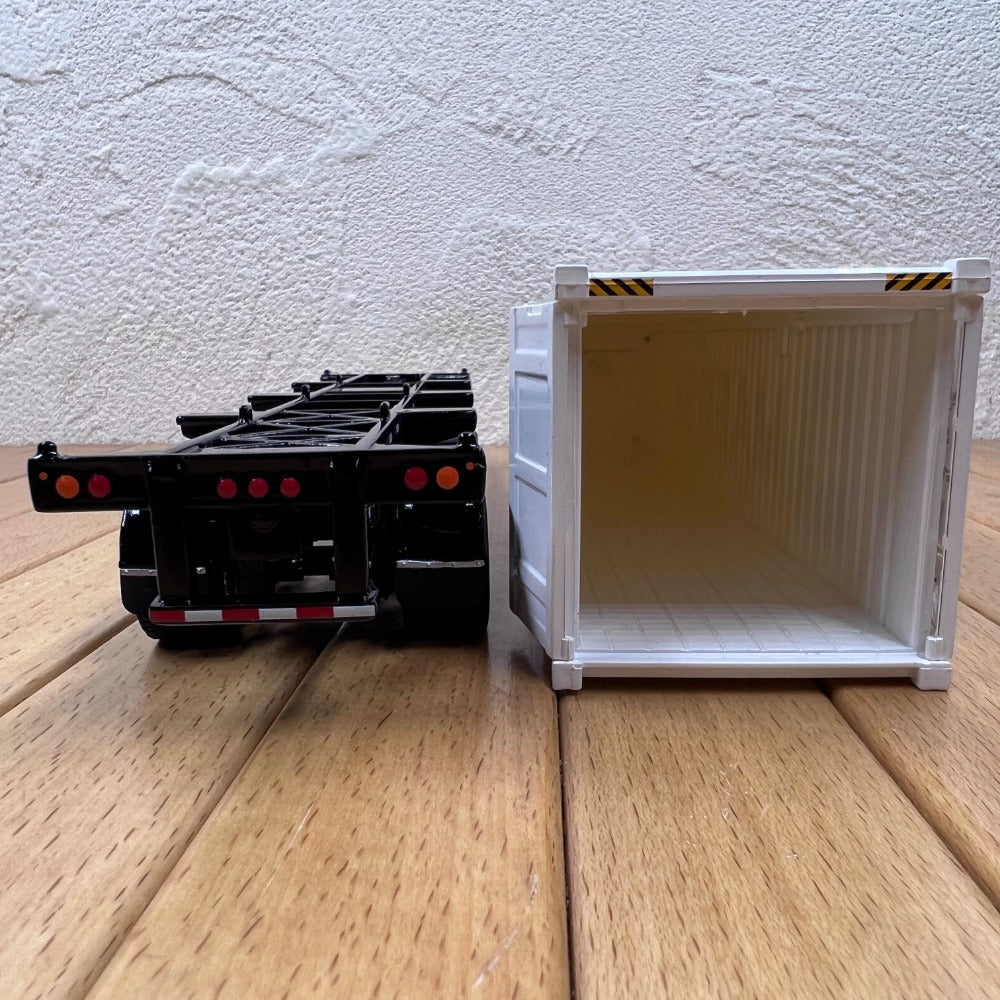 1/50 Scale Peterbilt 579 Day Cab Tractor with Sea Container Truck Diecast Model