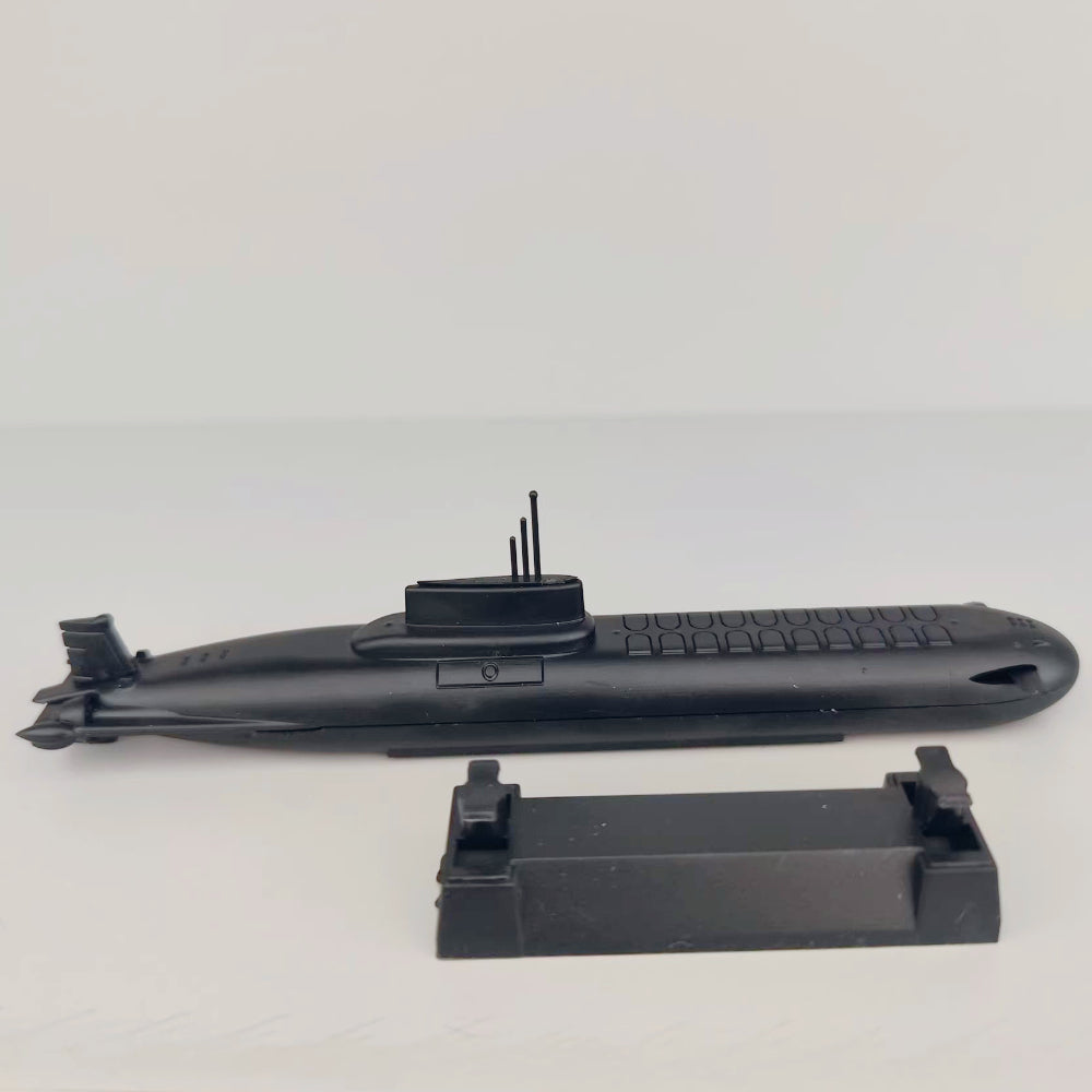 1/1200 Scale Project 941 Akula Typhoon-Class Ballistic Missile Submarine Pre-built Plastic Collectible Model