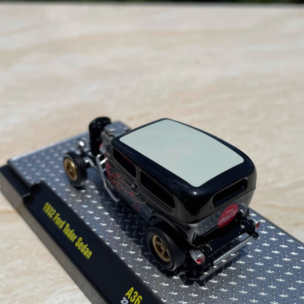 1/64 Scale 1932 Ford Tudor Sedan Diecast Model Car