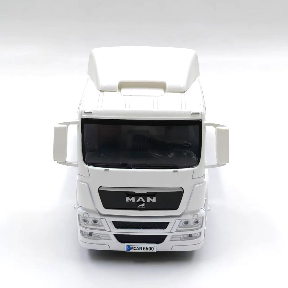 1/32 Scale MAN TGS Truck Diecast Model