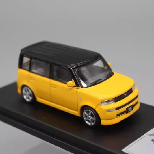1/64 Scale 2000 Toyota bB XP30 Mini MPV Diecast Model Car