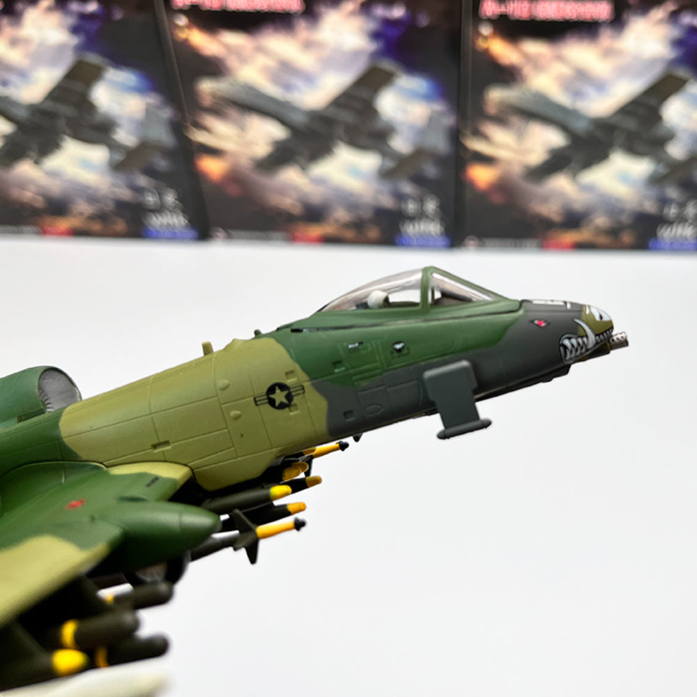 1/100 Scale Fairchild Republic A-10A Thunderbolt II Warthog Subsonic Attack Aircraft Diecast Model