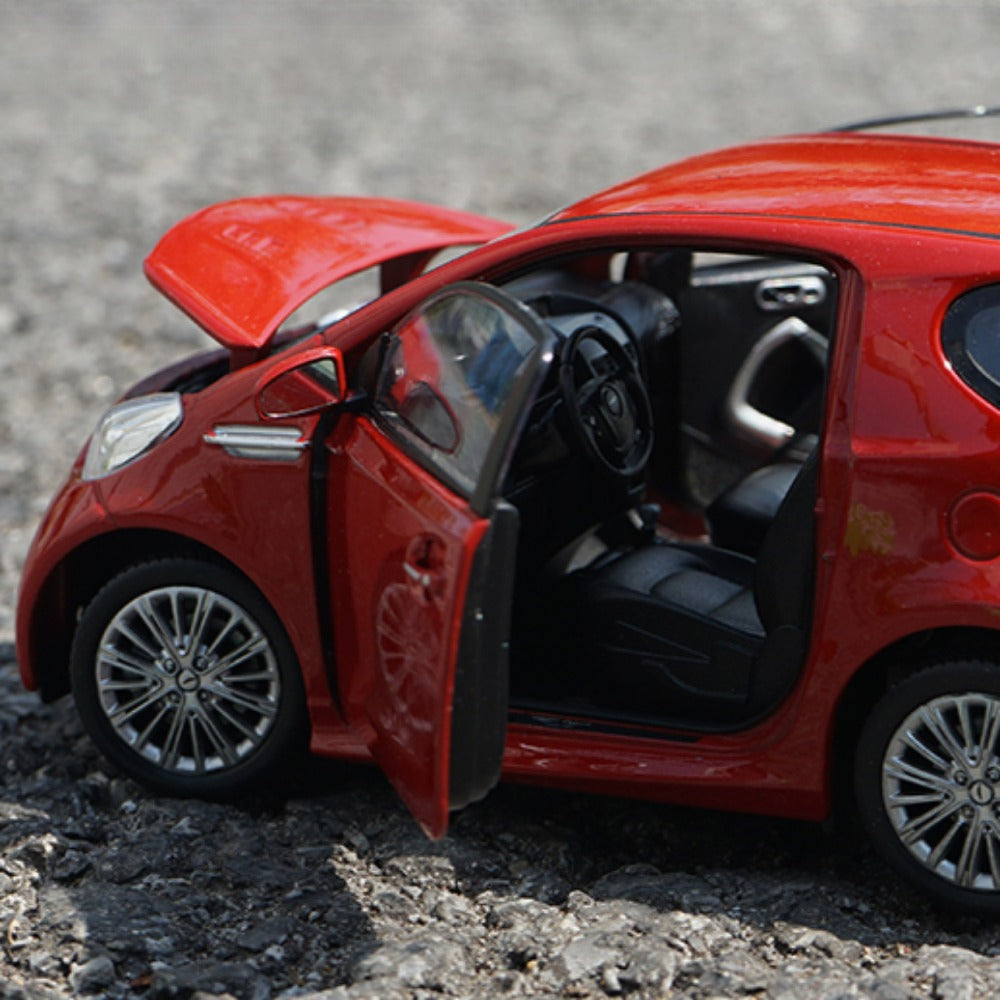 1/24 Scale Aston Martin Cygnet Diecast Model Car