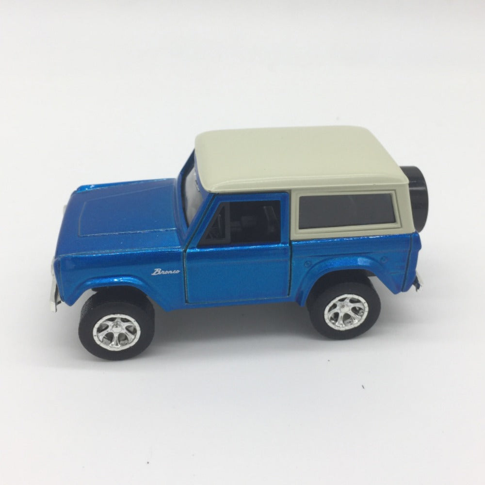 1/32 Scale 1973 Ford Bronco SUV Diecast Model Car
