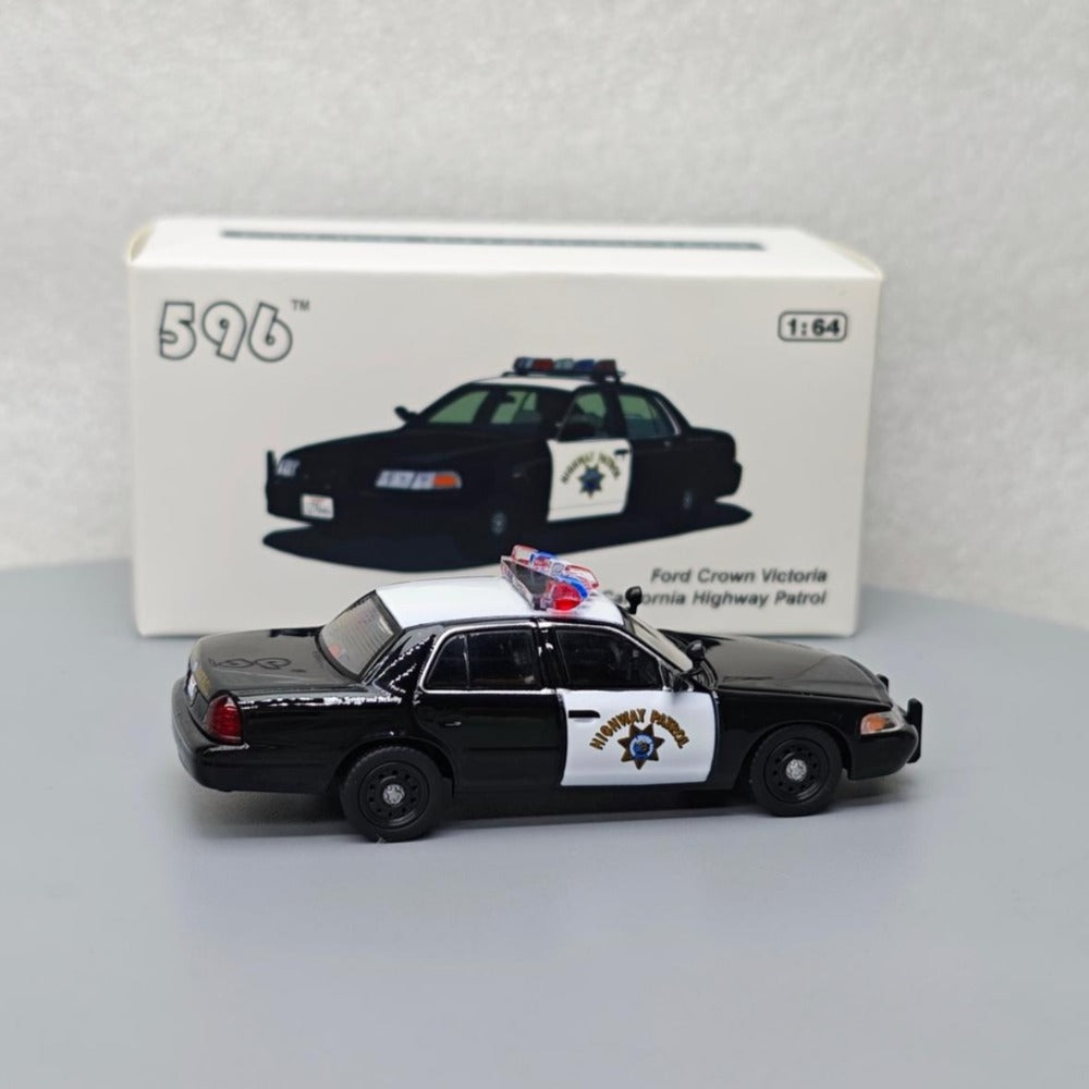1/64 Scale Ford Crown Victoria California Highway Patrol Diecast Model Car