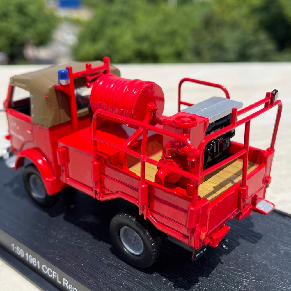 1/50 Scale 1981 CCFL Renault Fire Engine Diecast Model
