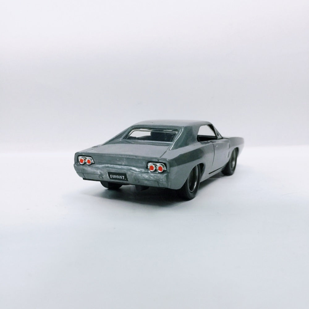 1/32 Scale 1968 Dodge Charger R/T Diecast Model Car