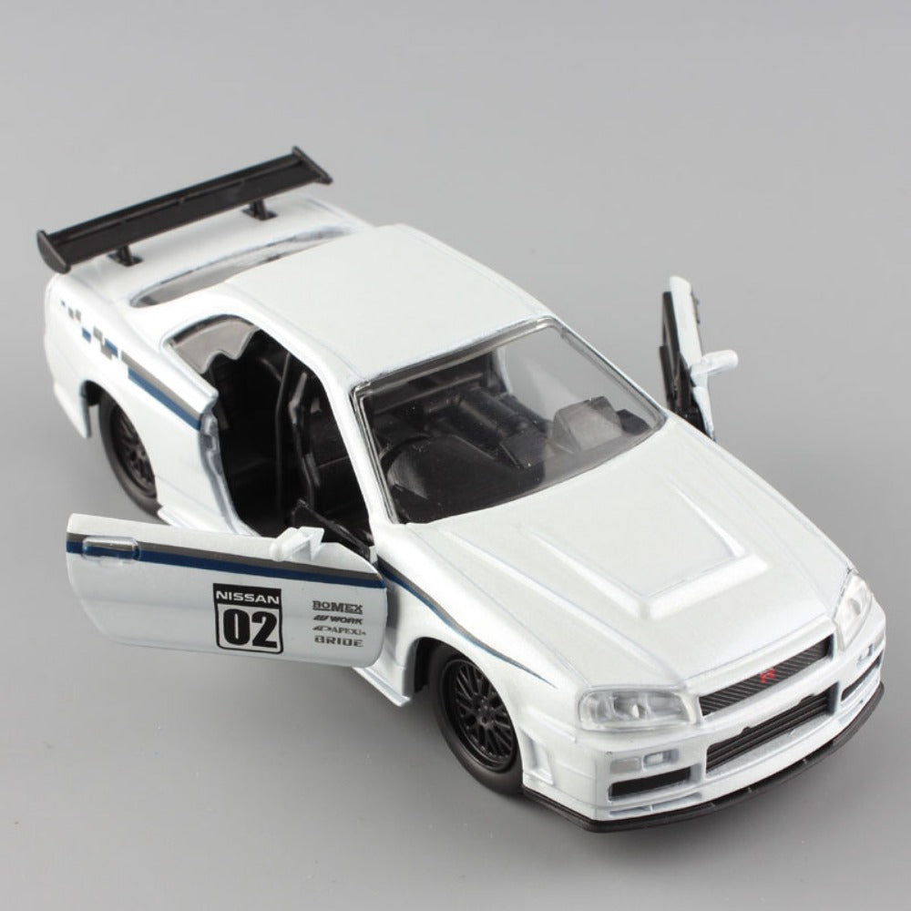 1/32 Scale 2002 Nissan Skyline GT-R Sports Car Diecast Model
