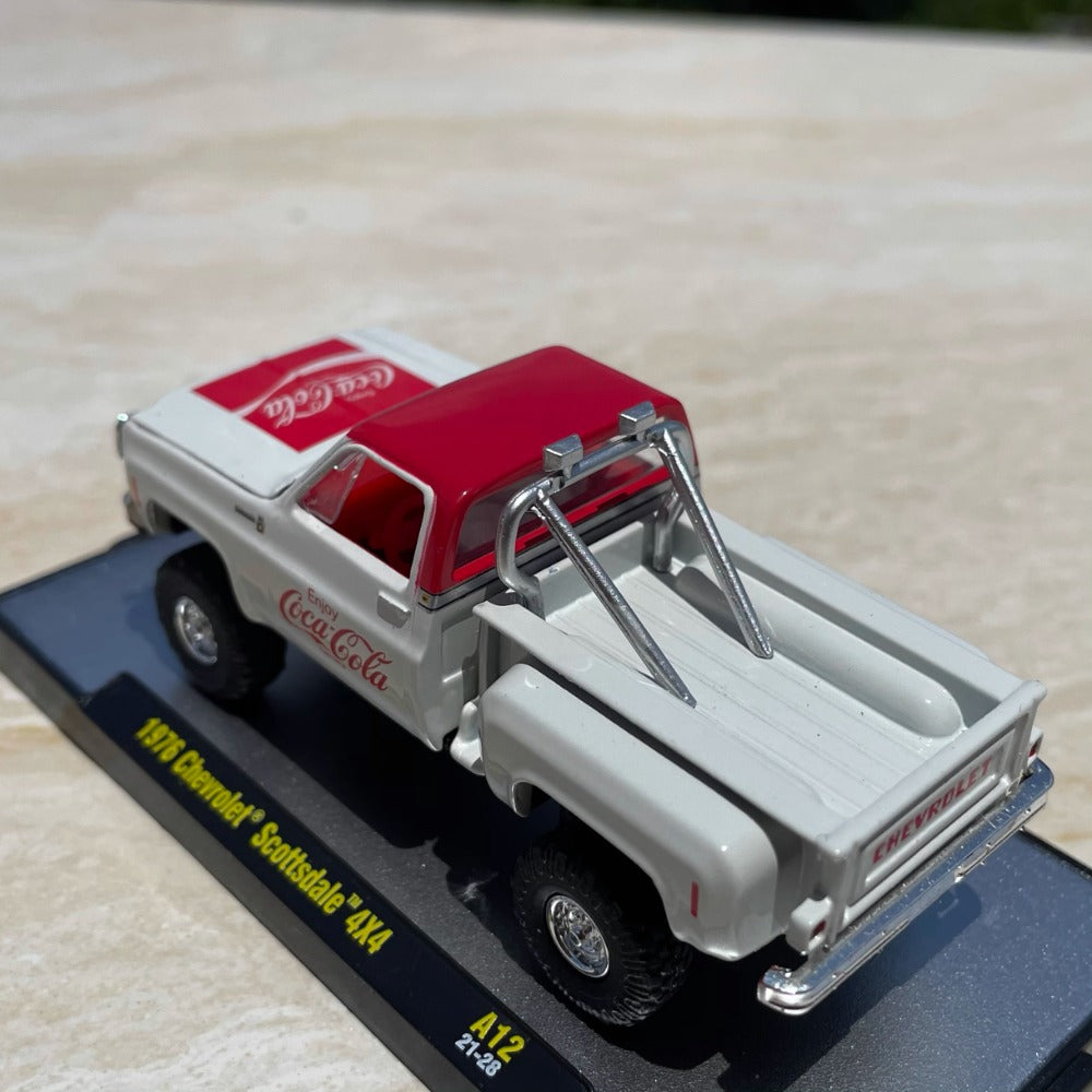 1/64 Scale 1976 Chevrolet Scottsdale Truck Diecast Model Car