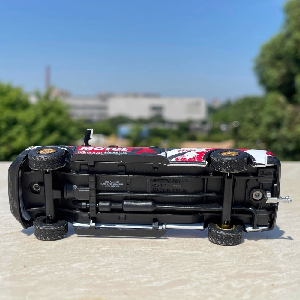 1/64 Scale 2022 Ram 2500 Pickup Truck Diecast Model Car