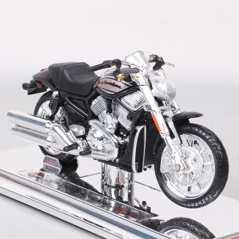 1/18 Scale 2006 Harley-Davidson VRSCR V-Rod Street Rod Diecast Model Motorcycle
