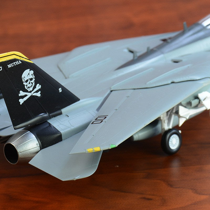 collectible military aircraft plastic model Tomcat