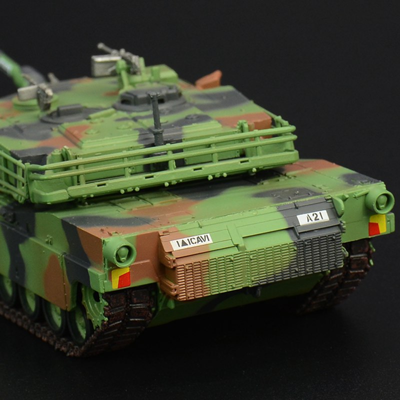 pre-painted model tank M1 Abrams