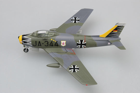 prebuilt 1/72 scale F-86 Sabrejet aircraft model 37103