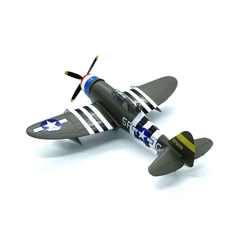 prebuilt 1/72 scale P-47D Razorback Thunderbolt fighter airplane model 36423