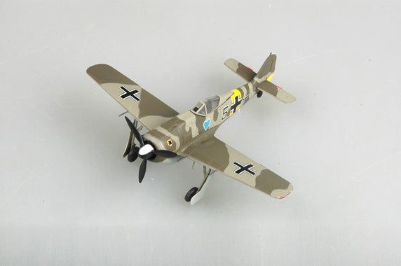 prebuilt 1/72 scale Fw 190 A-6 fighter aircraft model 36402