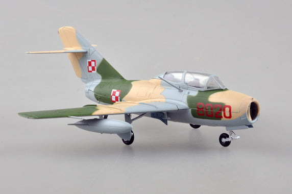 prebuilt 1/72 scale MiG-15 aircraft model 37139