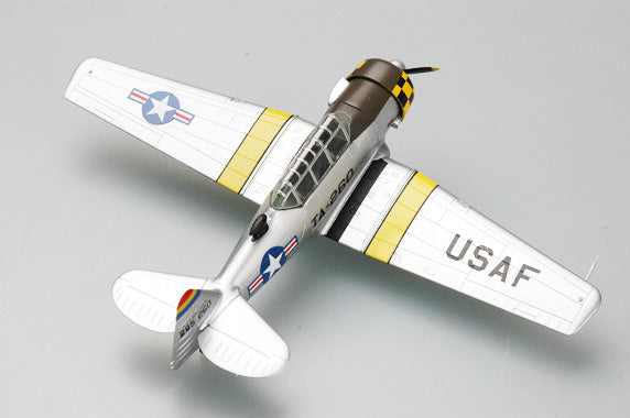 prebuilt 1/72 scale T-6G Texan trainer airplane model 36318