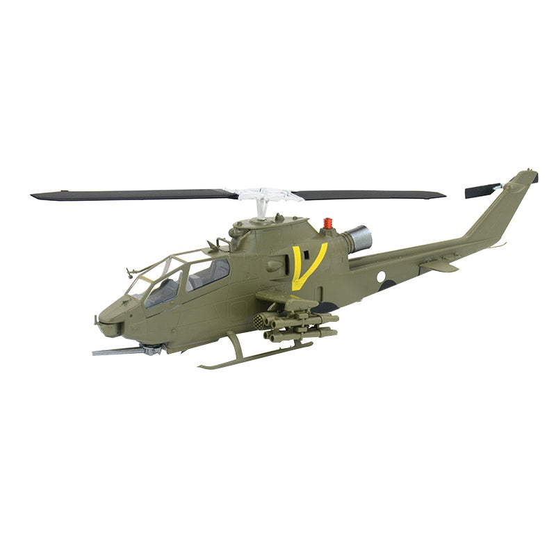 Bell AH-1 G Cobra and M8A1 US Landing Mat (Limited Edition) ICM 48298 Bell AH-1 G Cobra and M8A1 US Landing Mat (Limited Edition) ICM 48298