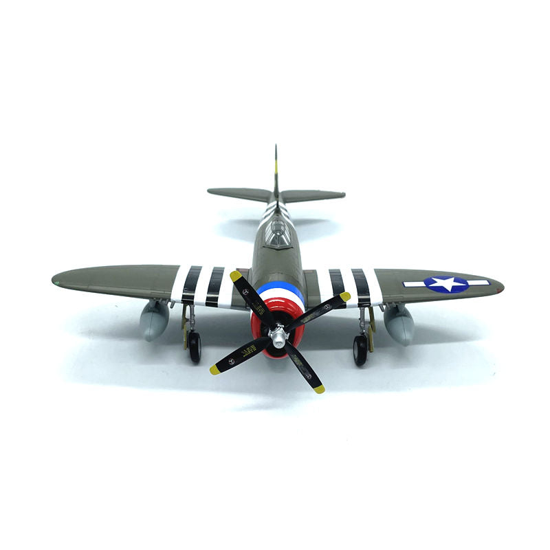 prebuilt 1/72 scale P-47D Razorback Thunderbolt fighter airplane model 36423