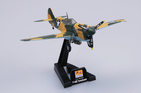 1/72 scale prebuilt P-40E WWII fighter aircraft model 37273