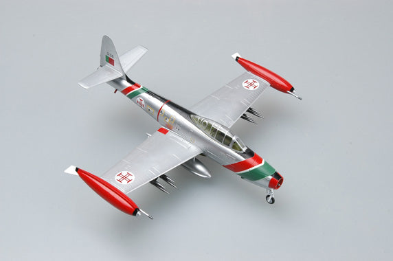 prebuilt 1/72 scale F-84G Thunderjet aircraft model 36804