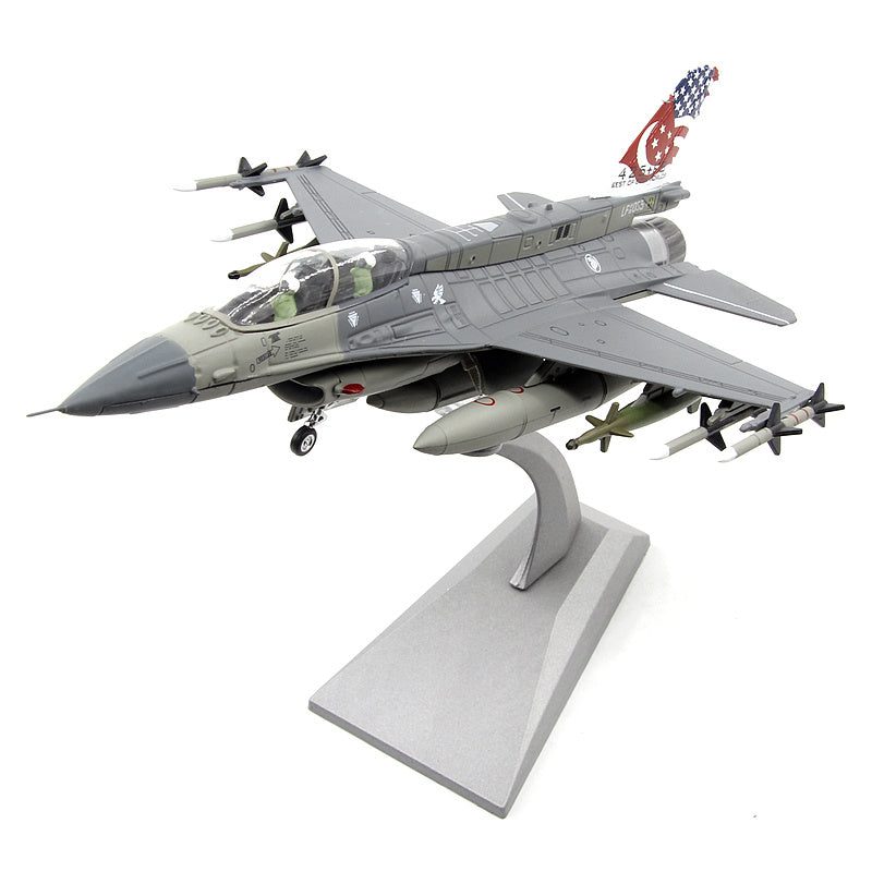 MIG-15 Fighter Model 1/72 Scale 37131 MIG-15 Fighter Model 1/72 Scale 37131