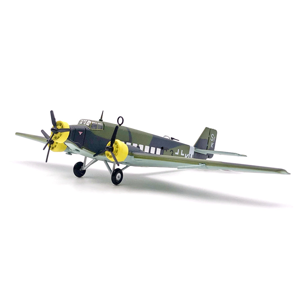 1/144 scale diecast Ju-52 transport aircraft model