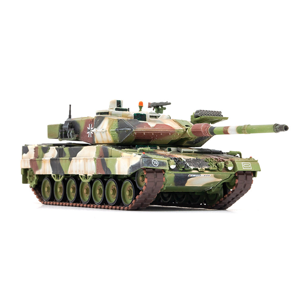 1/72 scale diecast Leopard 2A6 tank model