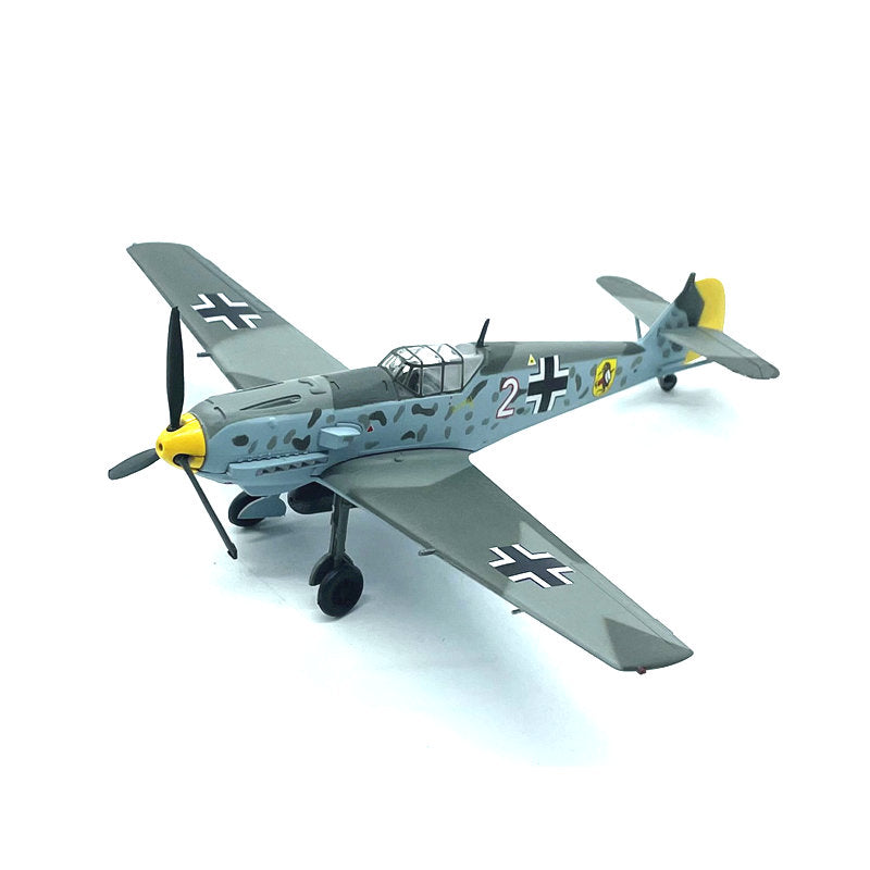 1/72 scale prebuilt Bf 109E-4 German fighter aircraft model 37281