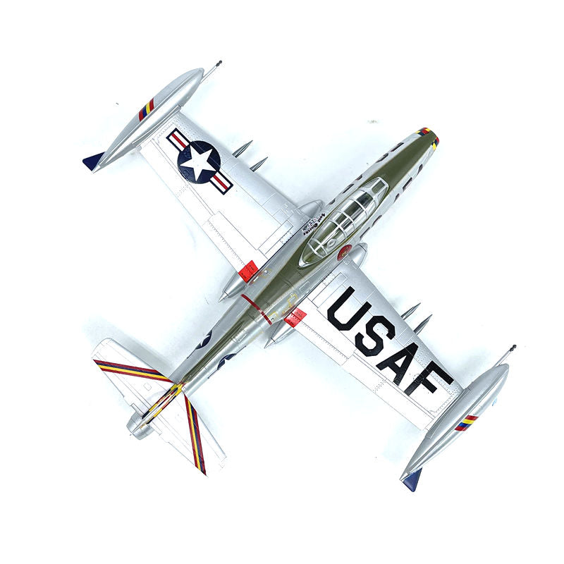 prebuilt 1/72 scale F-84G Thunderjet aircraft model 36800