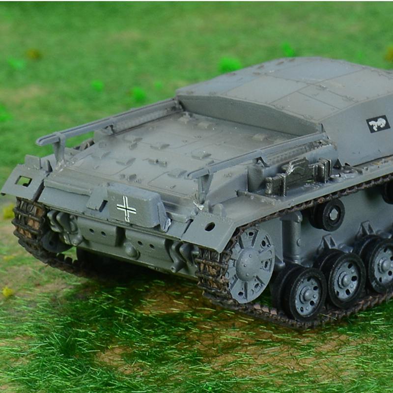 1/72 scale Sturmgeschütz III 36136 model