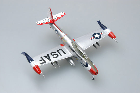 prebuilt 1/72 scale F-84G Thunderjet fighter bomber model 36801