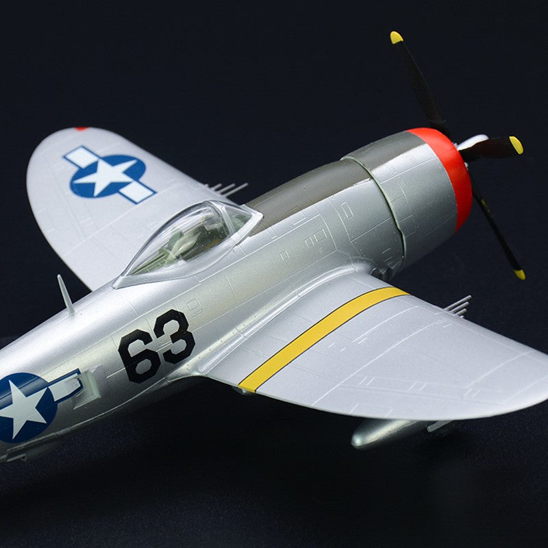1/72 scale collectible WWII fighter aircraft model P-47