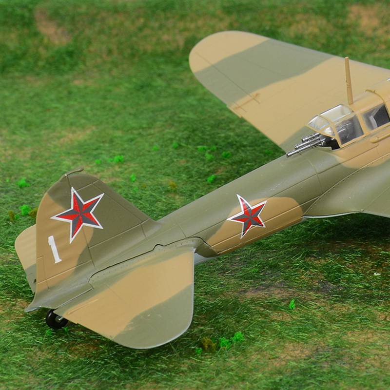 collectible plastic pre-painted aircraft model