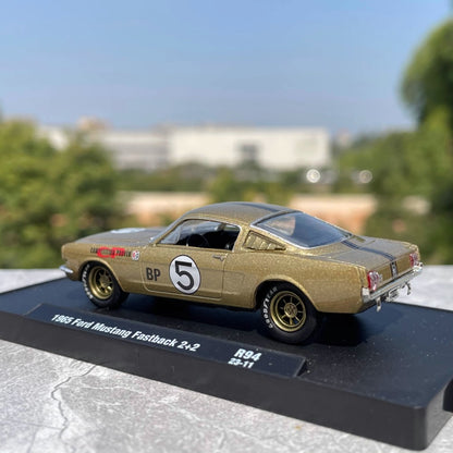 1/64 Scale 1965 Ford Mustang Fastback Diecast Model Car
