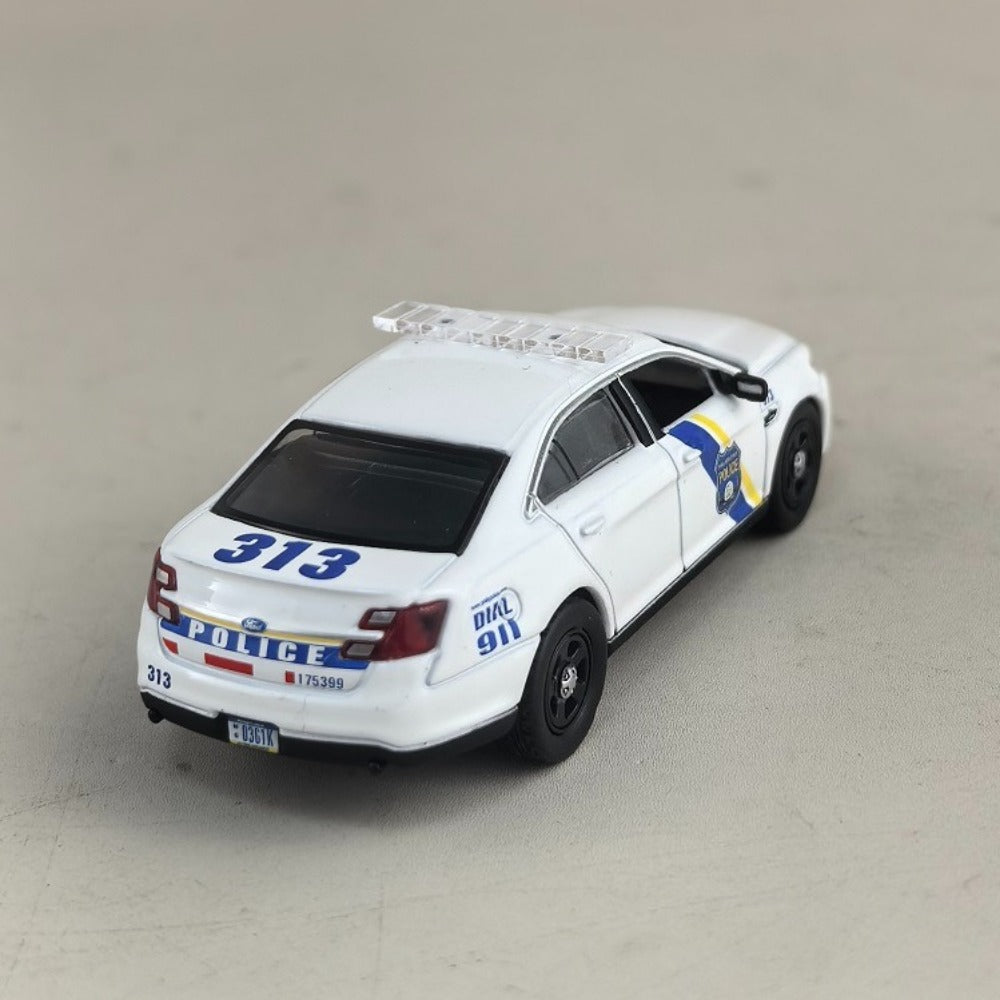 1/64 Scale Ford Taurus PPD Philadelphia Police Interceptor Sedan Diecast Model Car