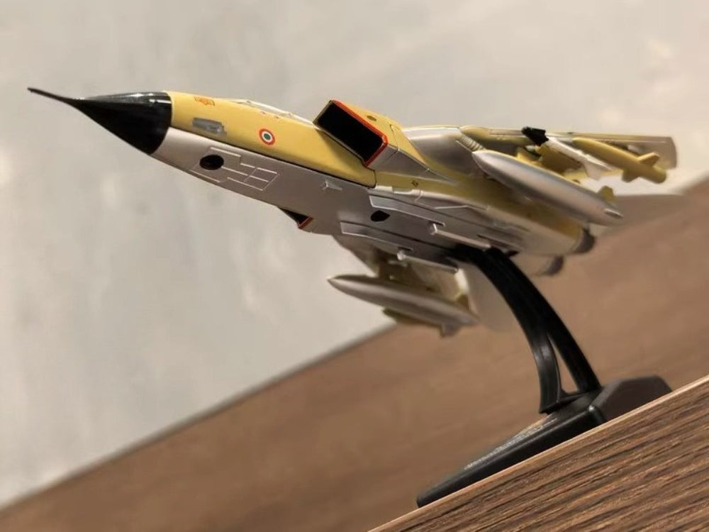 1/100 Scale Panavia Tornado IDS Fighter Bomber Diecast Model Combat Aircraft
