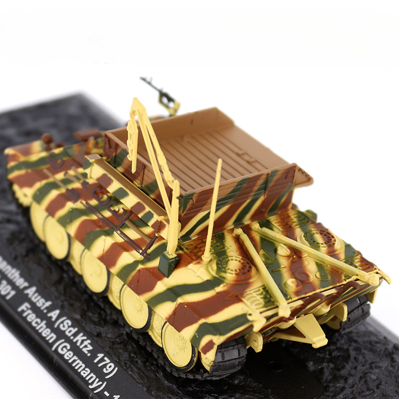 1/72 Scale 1944 Bergepanther Sd.Kfz. 179 WWII German Armoured Recovery Vehicle Diecast Model