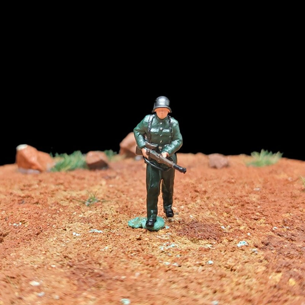 1/72 Scale WWII German Soldiers Painted Figurines Set for Model Dioramas