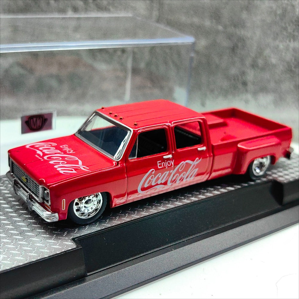 1/64 Scale 1973 Chevrolet Cheyenne Super 30 Coca-Cola Truck with Turbo Wing Diecast Model Car