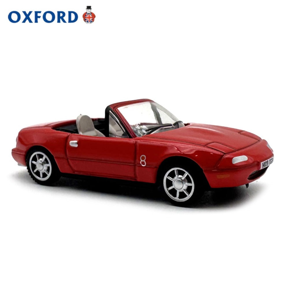 1/76 Scale Mazda MX-5 Sports Car Convertible Red Diecast Model